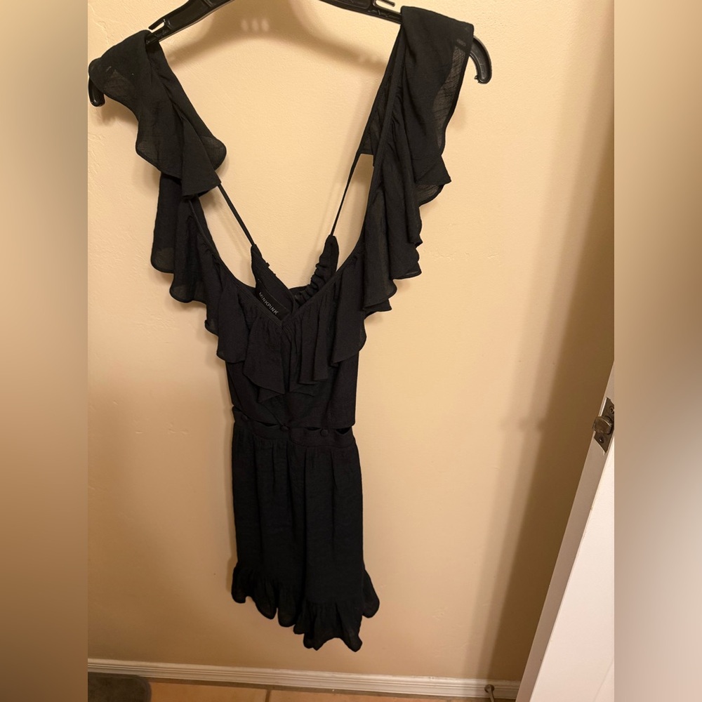 Pretty black dress